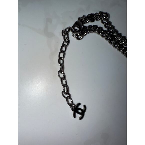 Chanel Black CC Logo Pendant Necklace with Crystal Accents Chain Jewelry - Picture 2 of 6